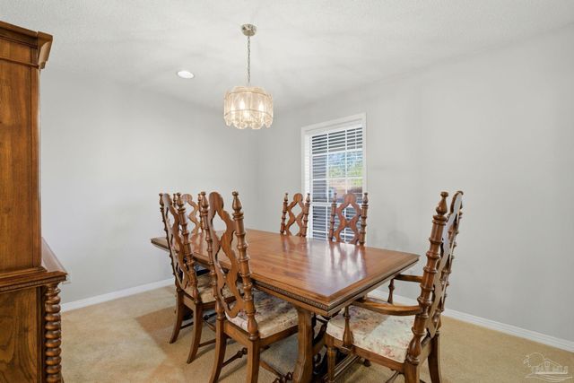 3878 Sailwind Dr, Gulf Breeze, FL 32563