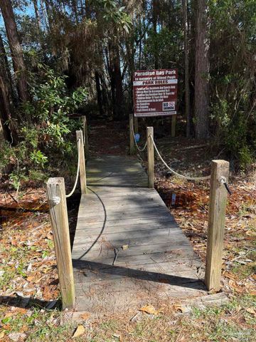 3878 Sailwind Dr, Gulf Breeze, FL 32563