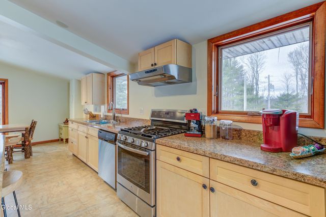 627 Lily Lake Road, Gloversville, NY 12078