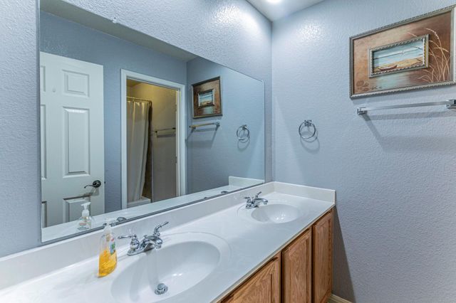 2107 Ariella DR, Cedar Park, TX 78613