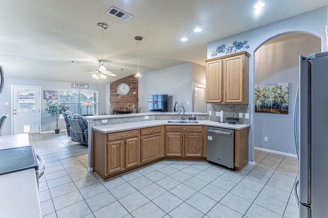 2107 Ariella DR, Cedar Park, TX 78613