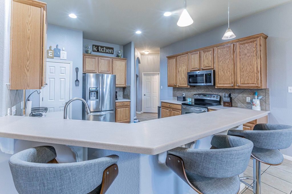 2107 Ariella DR, Cedar Park, TX 78613