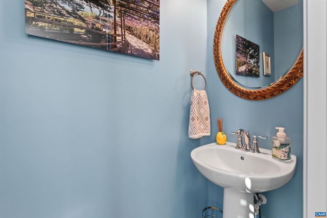 2066 ELM TREE CT, Charlottesville, VA 22911