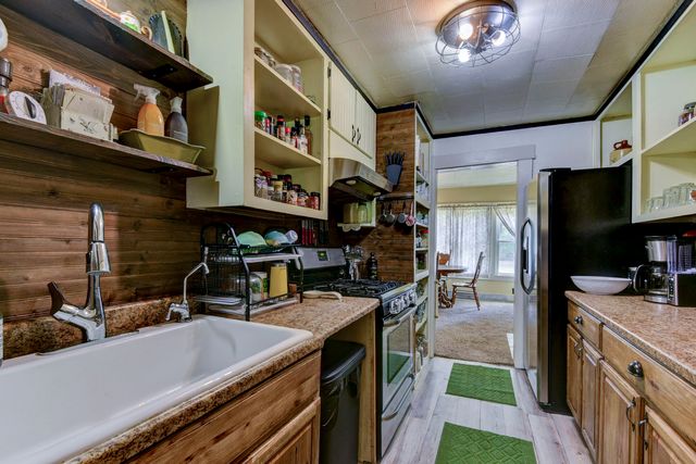 802 W Highway 76, Anderson, MO 64831