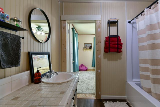 802 W Highway 76, Anderson, MO 64831