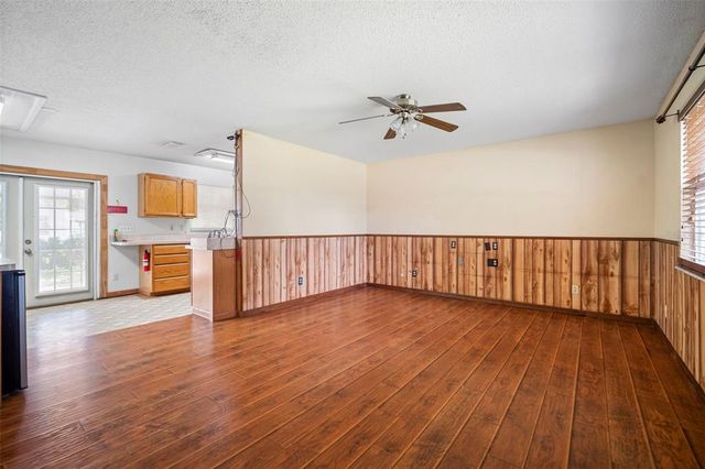 1229 W GRANFIELD AVENUE, Plant City, FL 33563