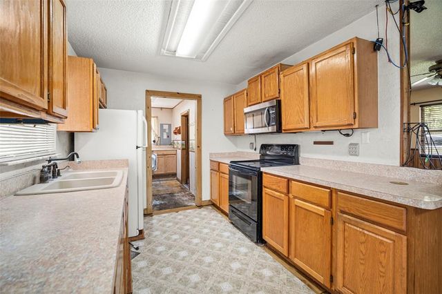 1229 W GRANFIELD AVENUE, Plant City, FL 33563