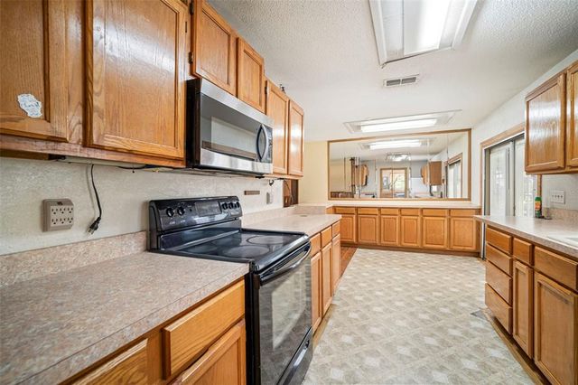 1229 W GRANFIELD AVENUE, Plant City, FL 33563