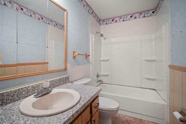 1229 W GRANFIELD AVENUE, Plant City, FL 33563