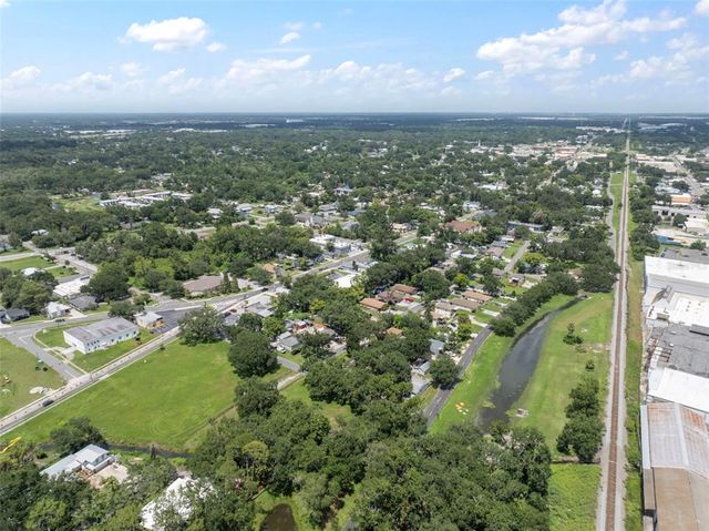 1229 W GRANFIELD AVENUE, Plant City, FL 33563