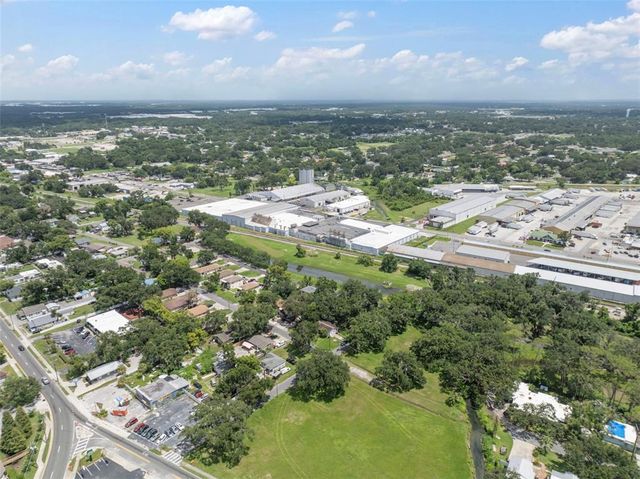 1229 W GRANFIELD AVENUE, Plant City, FL 33563