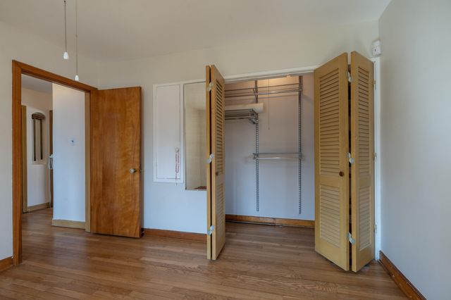 1221 W 142nd Street, East Chicago, IN 46312