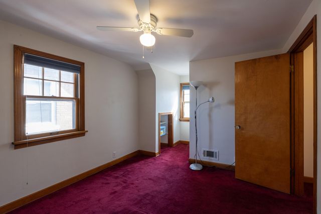 1221 W 142nd Street, East Chicago, IN 46312