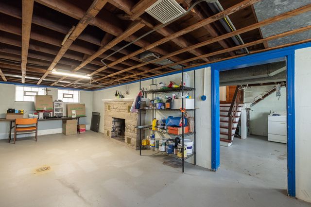 1221 W 142nd Street, East Chicago, IN 46312