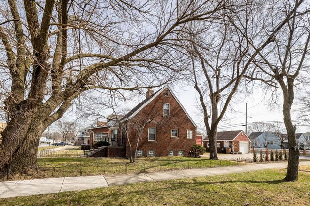 1221 W 142nd Street, East Chicago, IN 46312