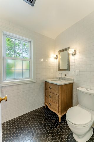 1513 California Avenue W, Falcon Heights, MN 55108