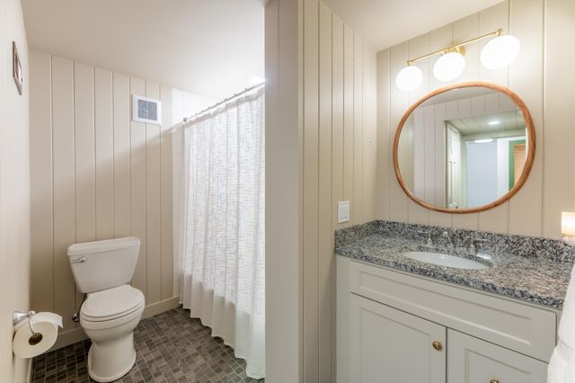 1513 California Avenue W, Falcon Heights, MN 55108