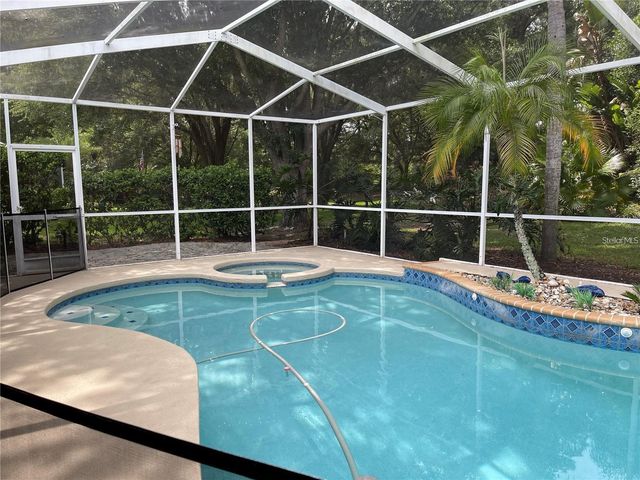 4918 WILLOW RIDGE TERRACE, Valrico, FL 33596