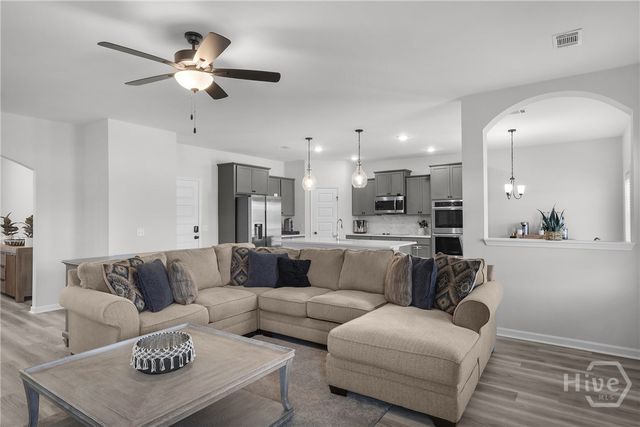387 Deer Meadow Way SE, Allenhurst, GA 31301