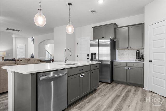 387 Deer Meadow Way SE, Allenhurst, GA 31301