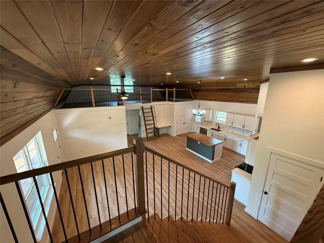 145 Greenbriar Court, Bridgeport, TX 76426