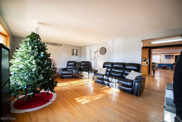 827 E 4th Street, Dover, OH 44622