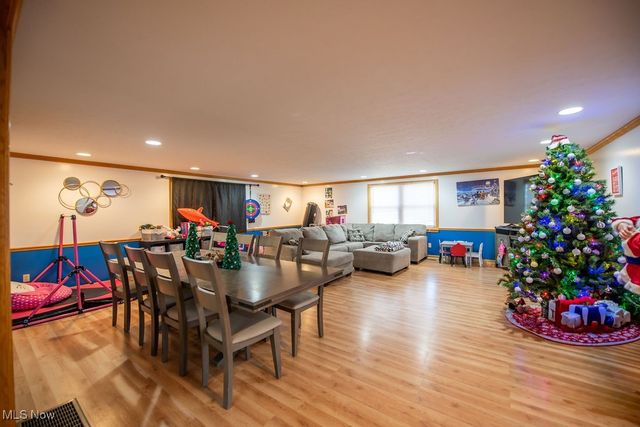 827 E 4th Street, Dover, OH 44622