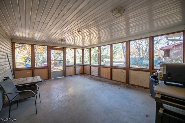 827 E 4th Street, Dover, OH 44622