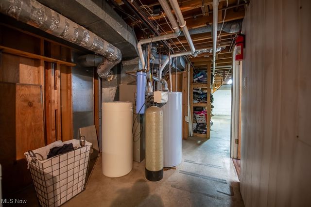 827 E 4th Street, Dover, OH 44622