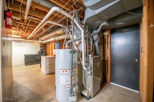 827 E 4th Street, Dover, OH 44622