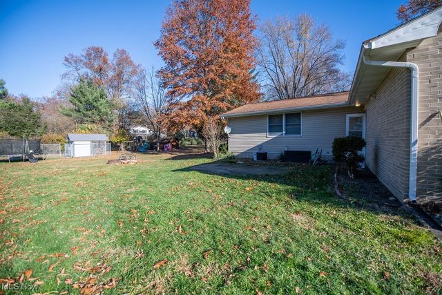 827 E 4th Street, Dover, OH 44622