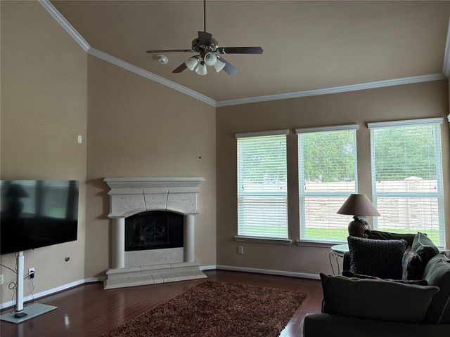 8930 Silent Hills Lane, Richmond, TX 77407