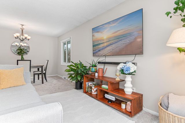 6321 Newton Avenue S, Richfield, MN 55423