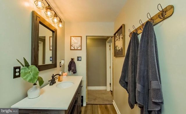 528 LYTLE ST, Minersville, PA 17954