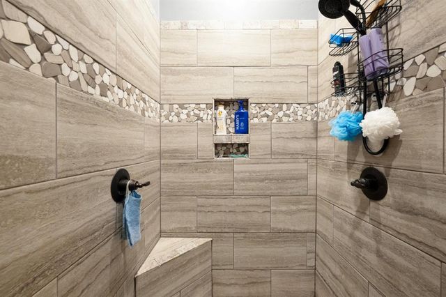 2111 NW 37th Street, Newcastle, OK 73065