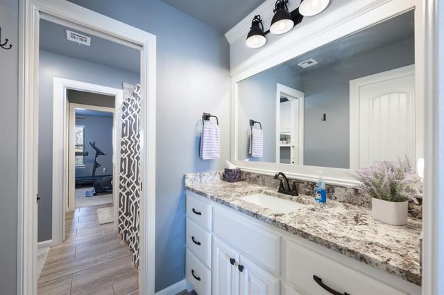 2111 NW 37th Street, Newcastle, OK 73065