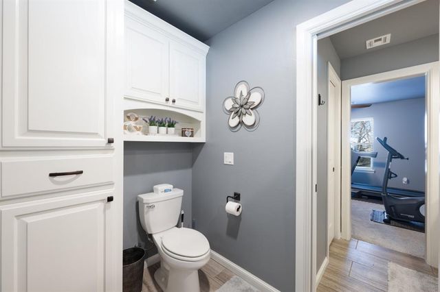 2111 NW 37th Street, Newcastle, OK 73065