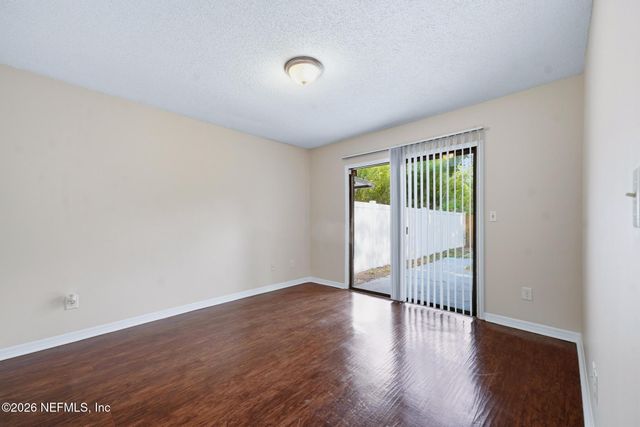 6620 WELLINGTON PLACE Lane, Jacksonville, FL 32216
