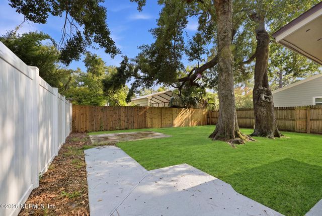 6620 WELLINGTON PLACE Lane, Jacksonville, FL 32216