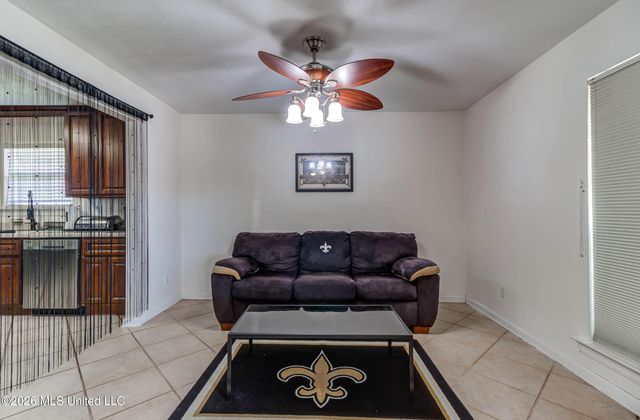 5809 David Davis Place, Ocean Springs, MS 39564