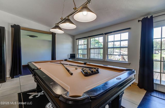 5809 David Davis Place, Ocean Springs, MS 39564