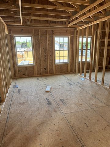 1166 Tybee Dr, Clarksville, TN 37042