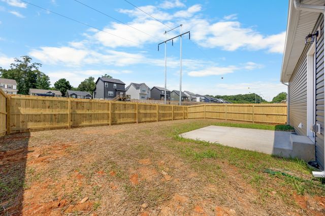 1166 Tybee Dr, Clarksville, TN 37042