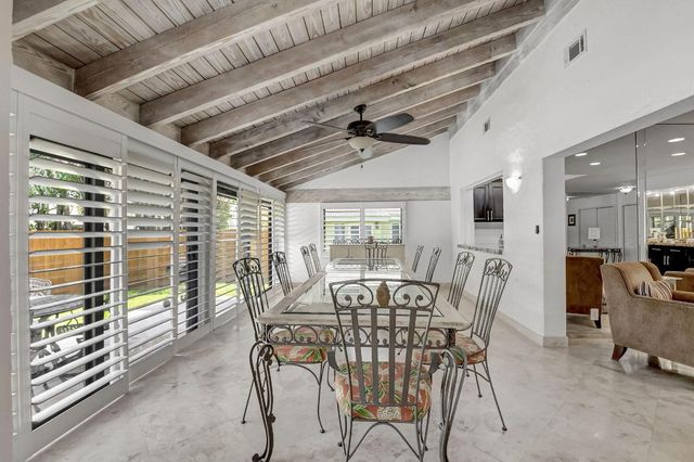 804 Foxpointe Circle, Delray Beach, FL 33445