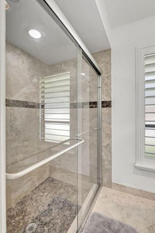 804 Foxpointe Circle, Delray Beach, FL 33445