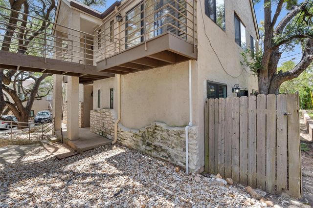6810 Deatonhill DR 108, Austin, TX 78745