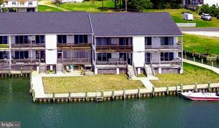 7622 Eastside Rd Apt 202, Chincoteague, VA 23336