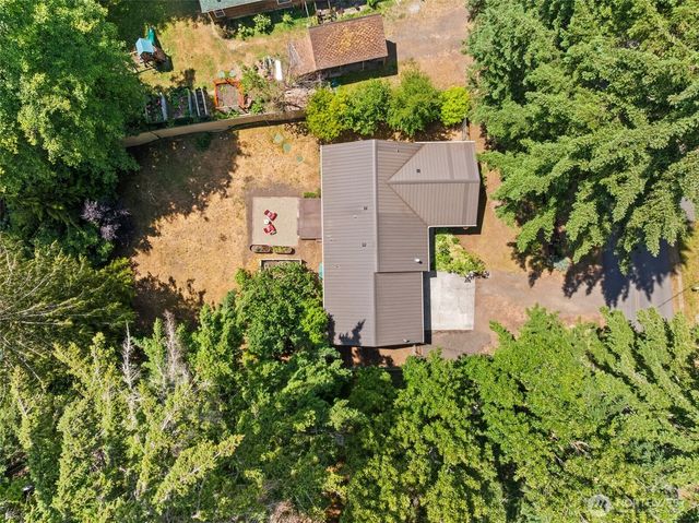 560 E Timberlake Drive E, Shelton, WA 98584