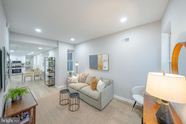 327 N DARLINGTON ST, West Chester, PA 19380