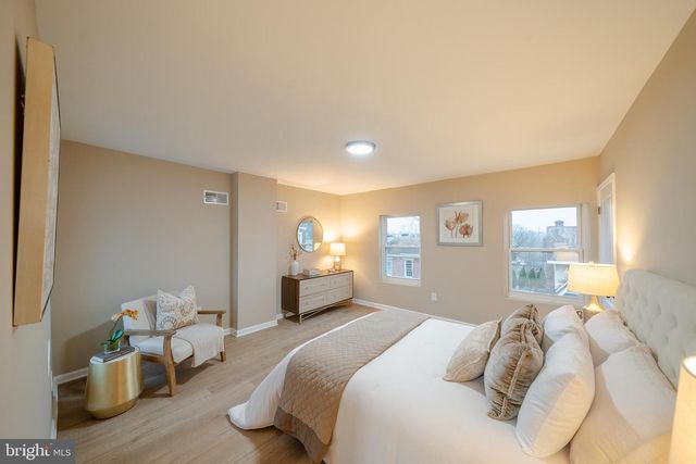 327 N DARLINGTON ST, West Chester, PA 19380